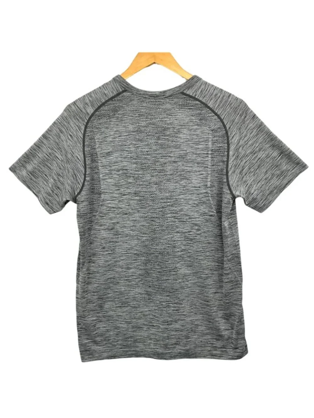 Lululemon Metal Vent Tech Henley Shirt Mens Medium Gray Short Sleeve Running
